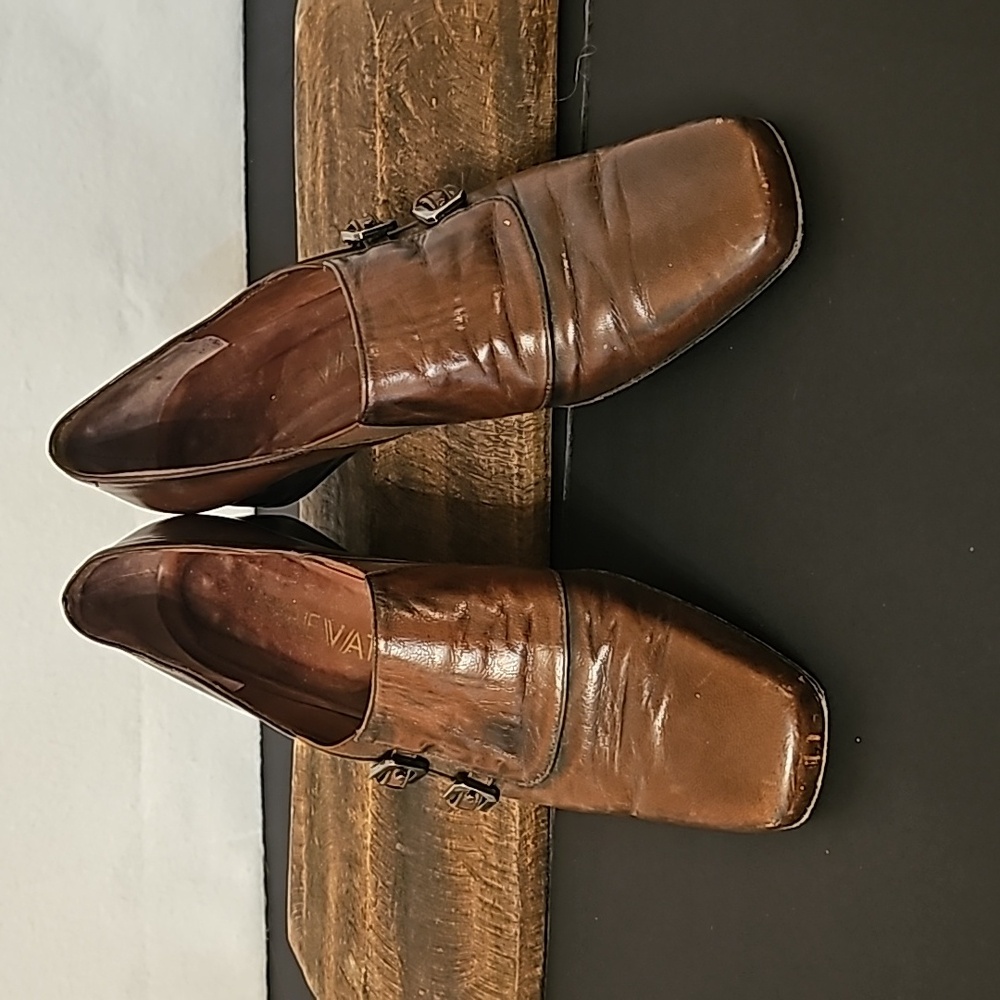 Prevata Leather Loafers